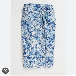 H&M Draped Linen Blend Floral Skirt